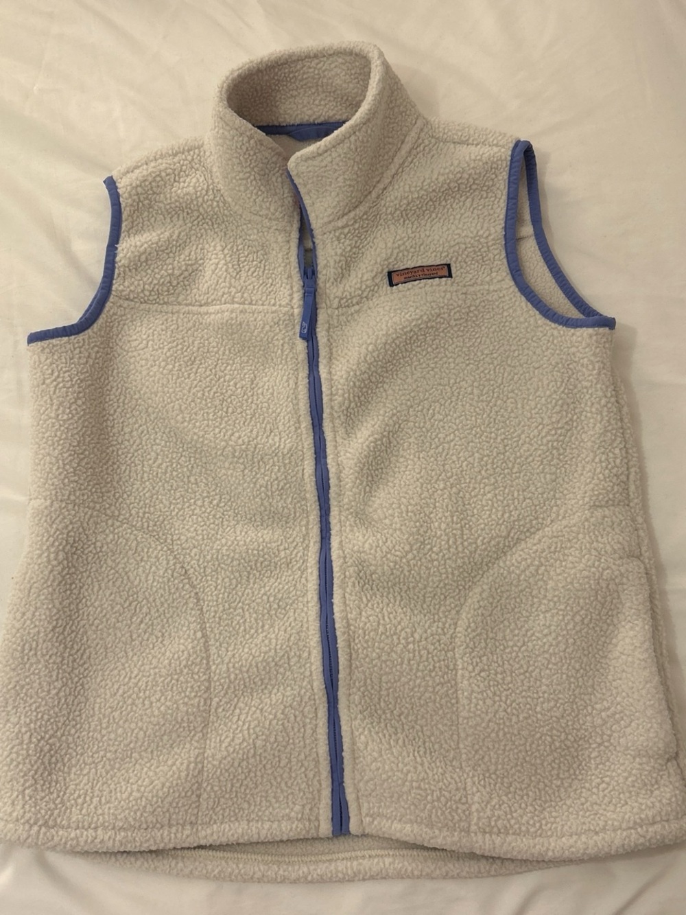 Vineyard Vines Girls Cream Sherpa Vest - Picture 2 of 8